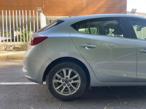 Mazda 3 2.0 Sport Touring