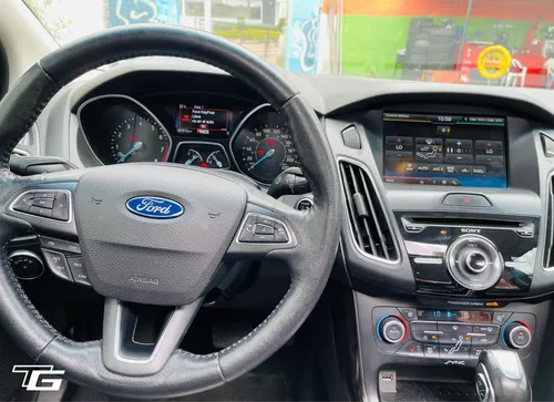 Ford Focus 2.0 Titanium