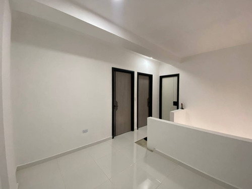 Town House Guataparo Colinas De Guataparo Residencias Villa Lago Remodelado