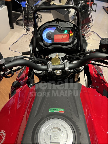 Imagen 7 de 15 de Benelli Trk 502