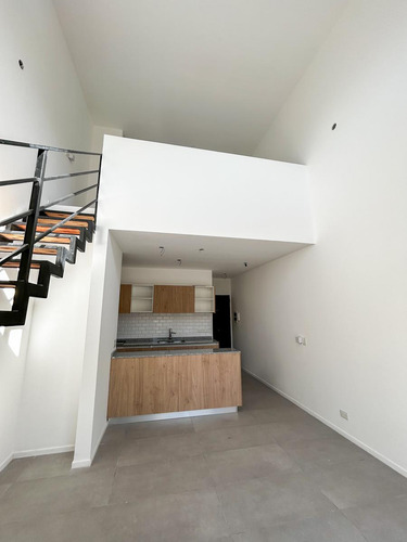 Duplex En Venta, 2 Ambientes, Escobar Centro, Belen De Escobar, Gba Norte