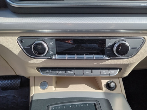 Audi Q5 2.0 L T Select Dsg