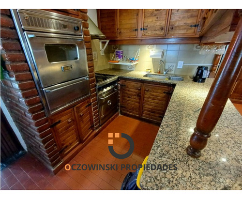 Chalet + Locales A La Venta En Block (villa Gesell)