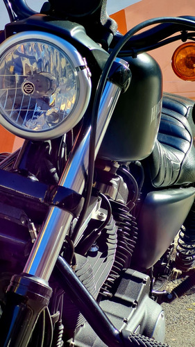 Harley Davidson 883 Iron