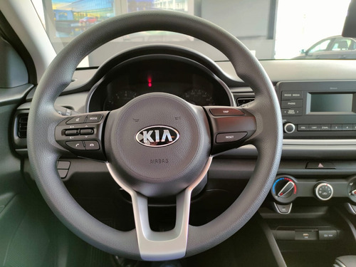 Imagen 10 de 15 de Kia Rio 2021 1.6 L Sedan Mt