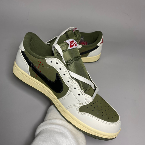 Zapatillas Nike Air Jordan 1 Low Travis Scott Reverse Olive (Usado)