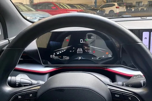 Geely Coolray 2024
