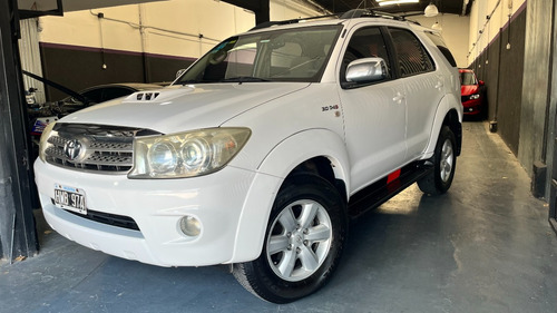 Toyota SW4 3.0 I Srv C/cuero 4x4 (2009)