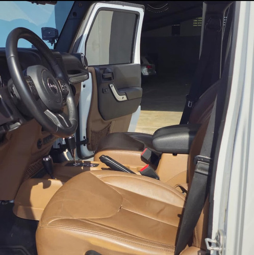 Jeep Wrangler Sahara Unlimited Rubicon 4x4 Todo Terreno