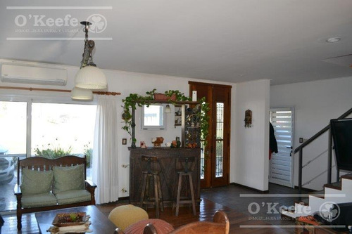 Imagen 8 de 17 de Casa En Venta De Cuatro Ambientes Sobre Dos Lotes En Altos De Hudson Ii