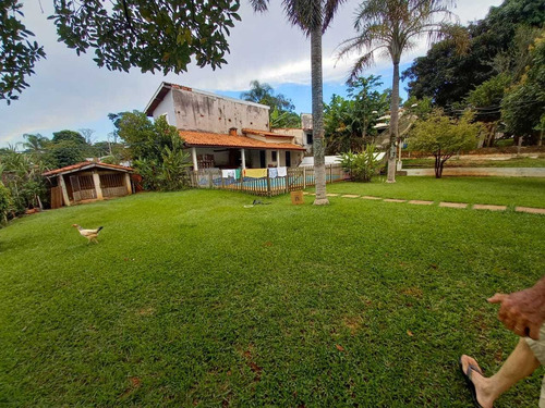 Imagem 4 de 14 de 1.000m², 04 Dormitórios, 01 Suíte, Espaço Gourmet E Piscina!