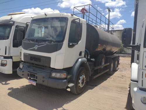 Volvo Vm 330 6x4