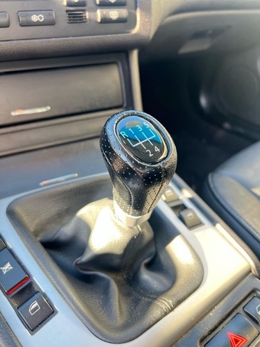 BMW Serie 3 2.2 320i Active