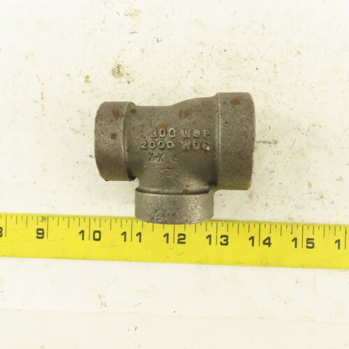 1 X3/4 X3/4 Npt 300 Wsp 2000 Wog Malleable Iron Tee Bla Ccb