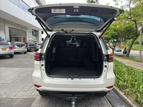Toyota Fortuner Srv 2022 2.7cc 4x2 At