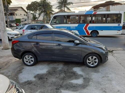 Imagem 5 de 15 de Hyundai Hb20s 2014 1.6 Comfort Plus Flex Aut. 4p