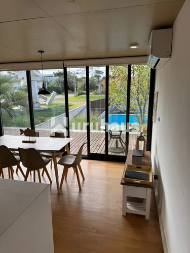 Venta Departamento Dos Dormitorios Playa Mansa Rambla 24