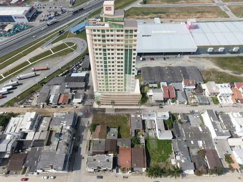Imagem 2 de 10 de Residencial Long Beach - 1823