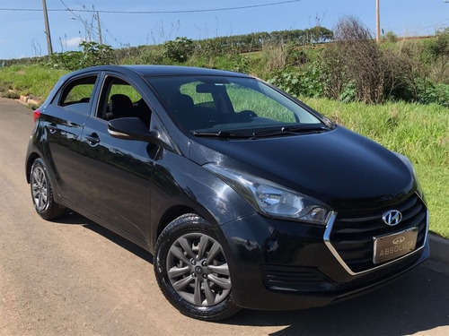 Imagem 1 de 10 de Hyundai Hb20 2017 1.0 Comfort Plus Flex 5p