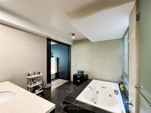 Departamento En Venta De 1 Dorm. En Lo Barnechea
