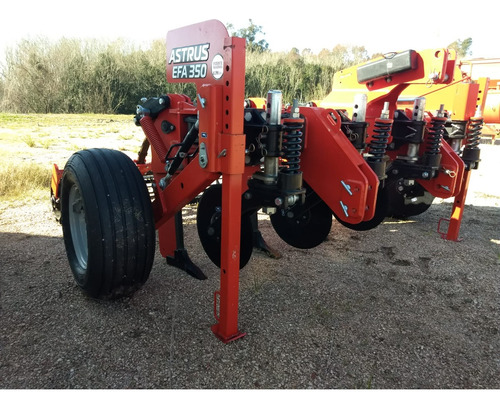 Descompactador De Suelos Marca Ipacol Modelo Astrus Ehp 350