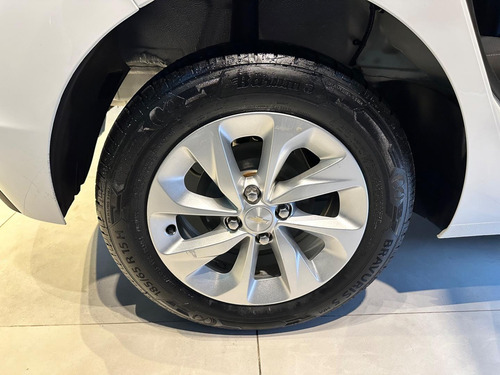 Chevrolet Onix 10mt Lt2