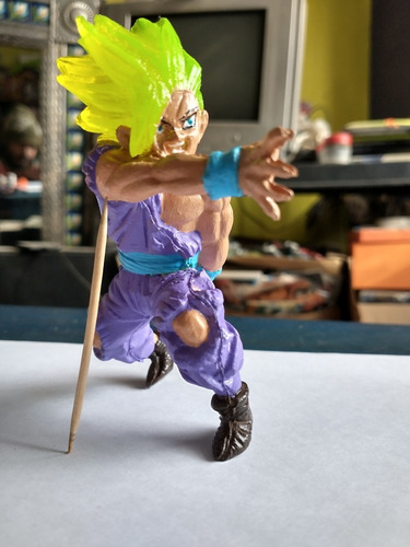 Gohan Dragón Ball Bootleg 10.5cm (Usado)