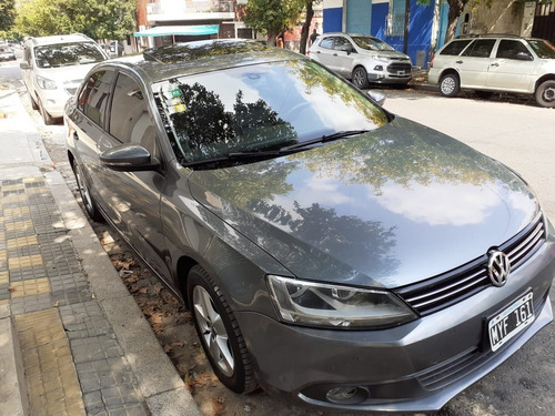 Volkswagen Vento 2.5 Luxury 170cv