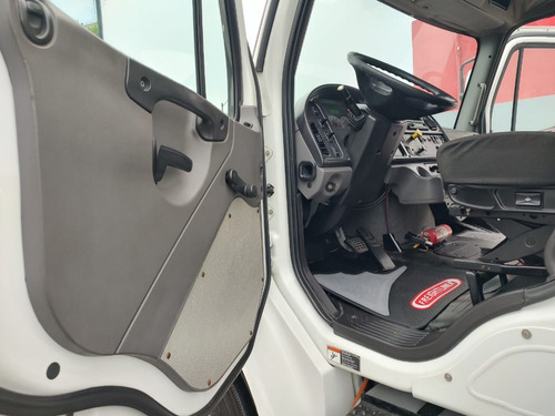 5 Camiones Rabones Freightliner M2 2017