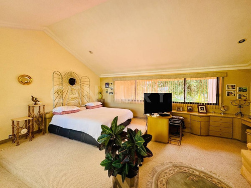 Casa En Venta Club De Golf Las Fuentes Con Jardín Y Amplio Estacionamiento