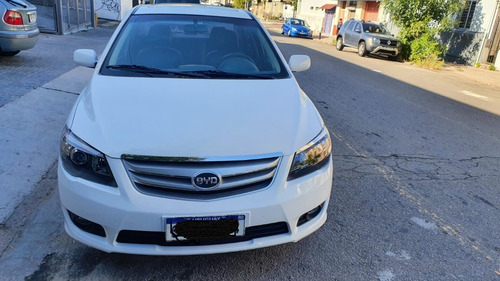 Imagen 2 de 10 de Byd F3 New 1.5 Gsi