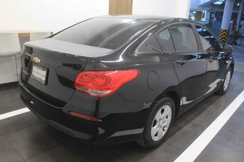 Imagen 6 de 15 de Chevrolet Cavalier 2019 4p Ls L4/1.5 Man
