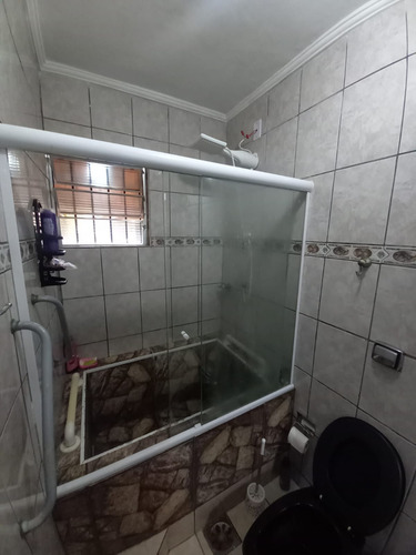 Casa 3 Dormitorios, 1 Suite, Mobiliada, 30 Metros Do Mar, Locação