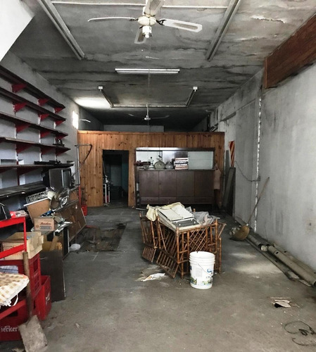Imagen 2 de 3 de Local Con Vivienda En Pa