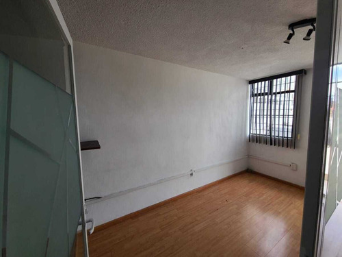 Casa En Renta Con Uso De Suelo Habitacional Con Servicios Tipo A Ubicación Est