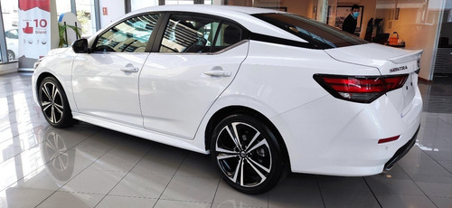 Nissan Sentra Sr 2.0 2023 0km