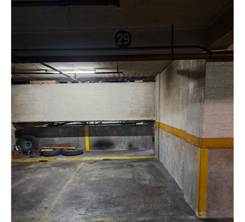 Cochera En Venta - Recoleta - Dueño Directo