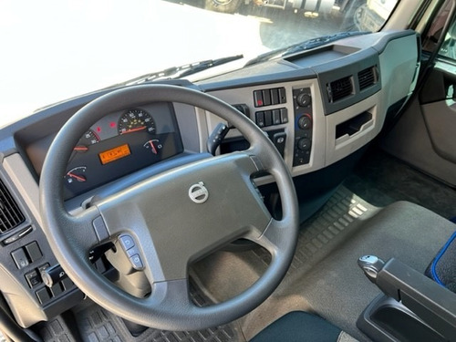 Imagem 7 de 11 de Volvo Vm330 Vm 330 I-shift 4x2 = P360 19320 2035 P340 1933