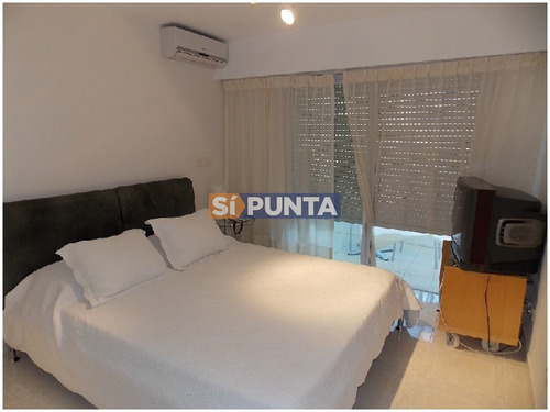 Imagen 4 de 12 de Apartamento En Playa Mansa