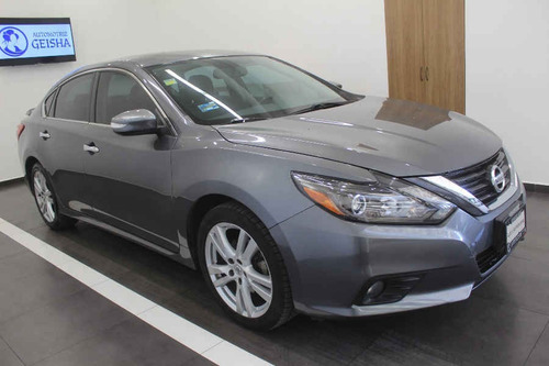 Imagen 1 de 15 de Nissan Altima 2017 4p Exclusive V6/3.5 Aut