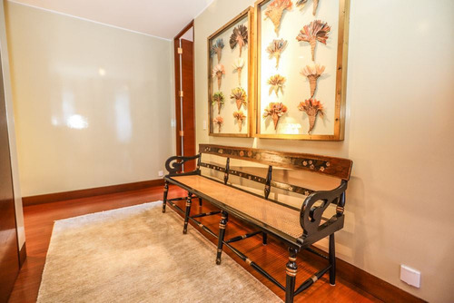 Departamento En Arriendo De 5 Dorm. En Las Condes