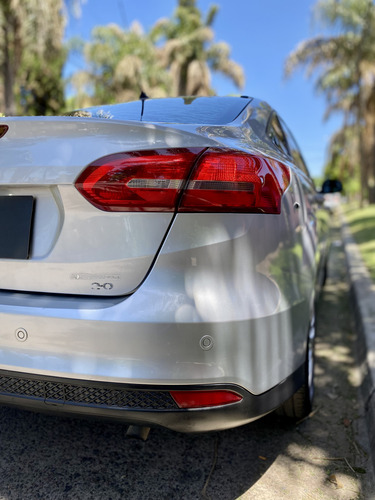 Ford Focus III 2.0 Sedan Se Plus At6