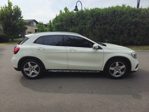 Mercedes-Benz Clase GLA 1.6 Gla250 Amg-line 211cv
