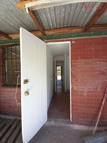 Casa En Venta De 2 Dorm 1 Baño En Alianza 2, Cerro Navia