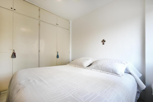 Venta Block Departamentos 4 Ambientes Cocheras Villa Real Apto Credito