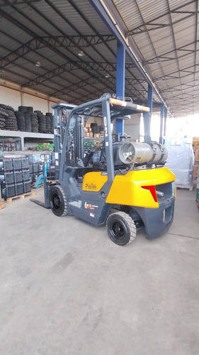 Empilhadeira Liugong 3ton. Glp Torre Triplex De 5 Metros Top