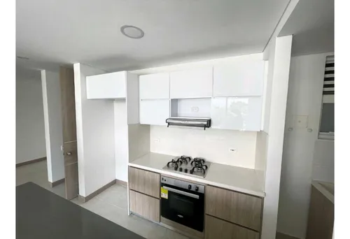 Alquilo Apartamento En C.r Portus 3.52- La Flora