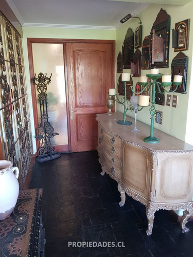 Casa En Venta De 5 Dormitorios En El Arrayán