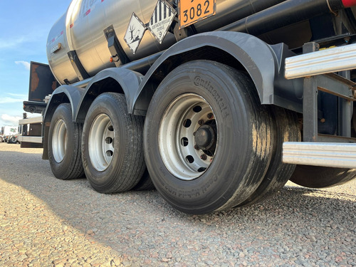 Carreta Bitrem 9 Eixo Tanque Inox Randon Ano 2018 Rodotrem