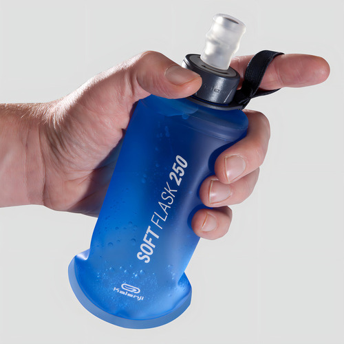 Botella De Running Flexible Azul De 250 Ml Kiprun